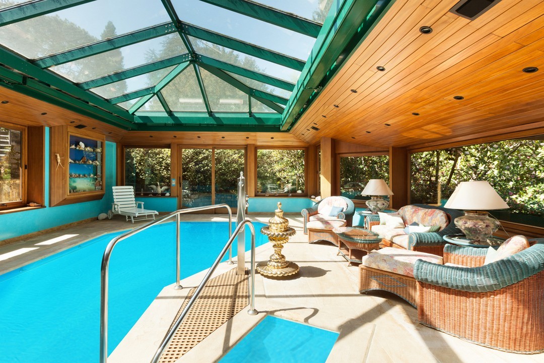 piscine intérieur